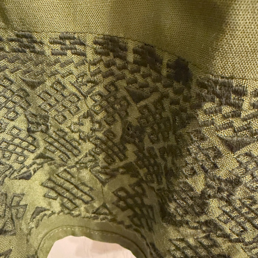 Avenue Women’s Top - Picture 6 of 8